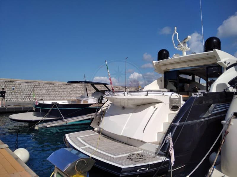 Sunseeker 64 Predator - Interior View Sunseeker 64 Predator - Interior View