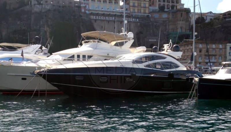 Sunseeker 64 Predator usato - dettaglio 1