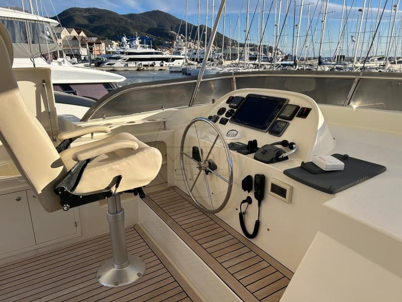 Fujan Allegro Yacht Adagio 55 usato - foto hero 9