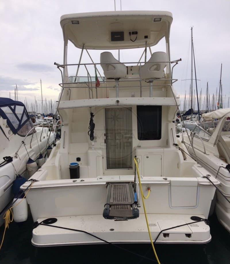 Silverton 38 - Interior View Silverton 38 - Interior View