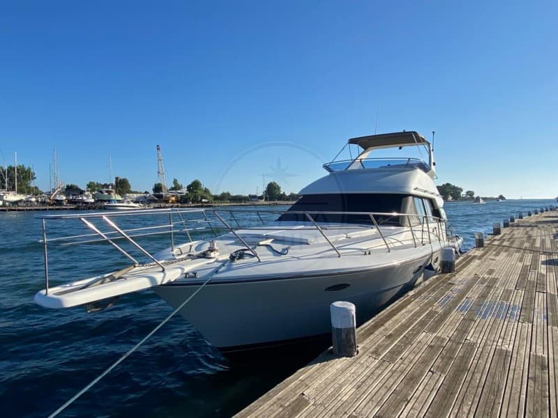 Uniesse Marine Uniesse 48 Fly - Deck View Uniesse Marine Uniesse 48 Fly - Deck View