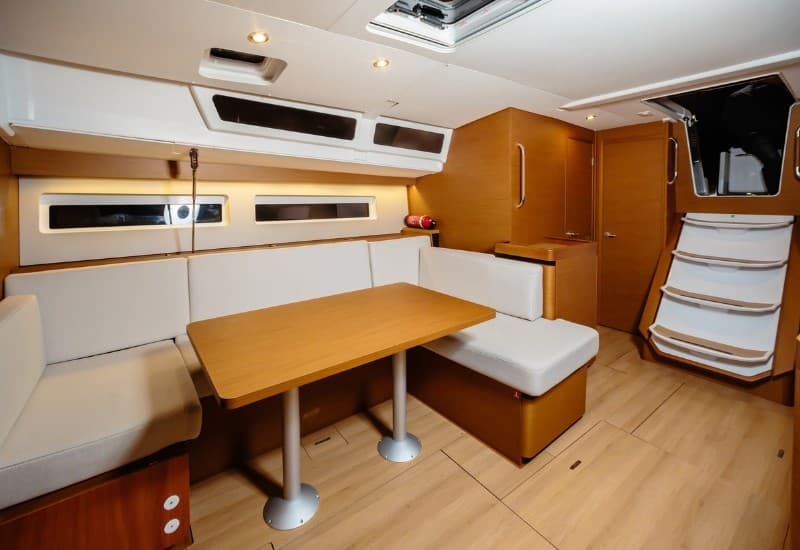 Jeanneau SUN ODYSSEY 490 used - hero image 12