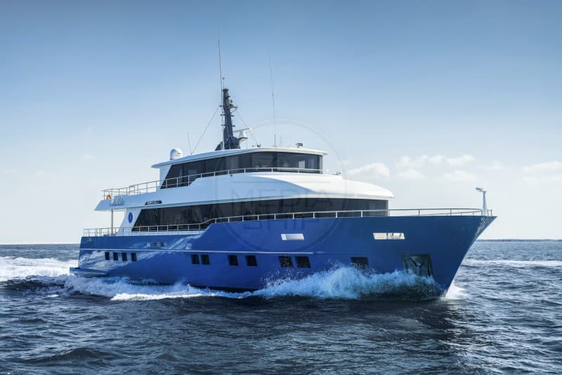 Gulf Craft Nomad 95 Suv - Detail View 1 Gulf Craft Nomad 95 Suv - Detail View 1