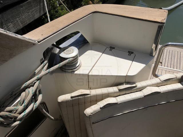 Comar Clanship 58 - Deck View Comar Clanship 58 - Deck View