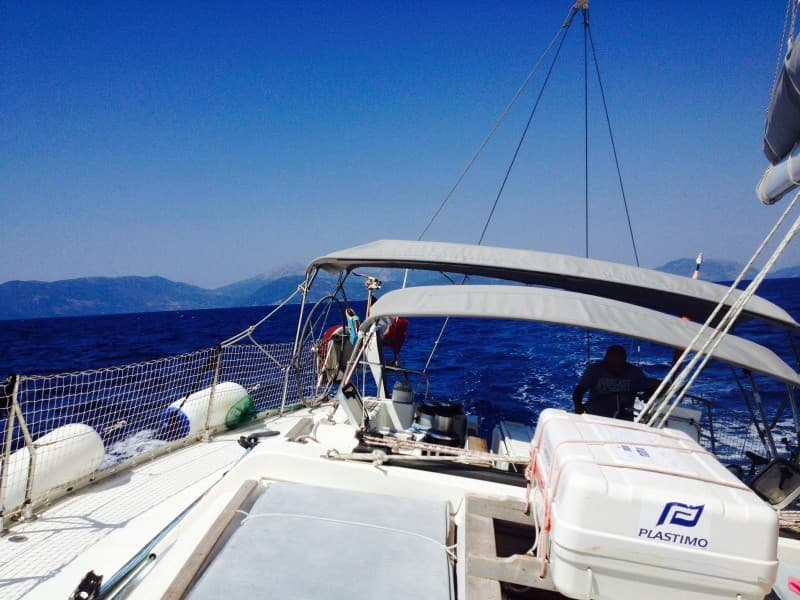 Jeanneau Sun Odyssey 51 - Deck View Jeanneau Sun Odyssey 51 - Deck View