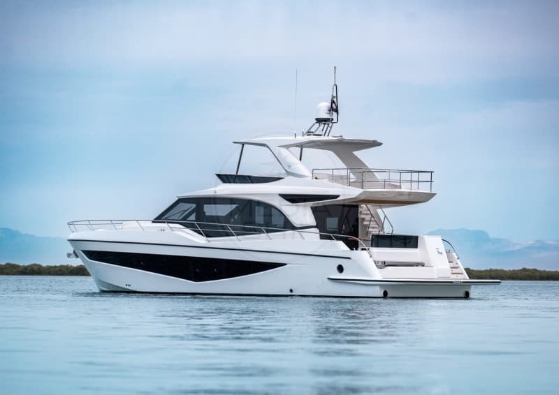 Gulf Craft Majesty 65 gebraucht - Detail 2
