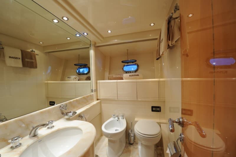 Overmarine Mangusta Yachts Mangusta 72 usato - foto hero 14