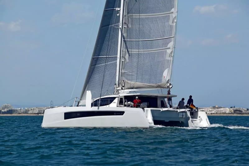 Slyder Slyder 49 - Main View Slyder Slyder 49 - Main View