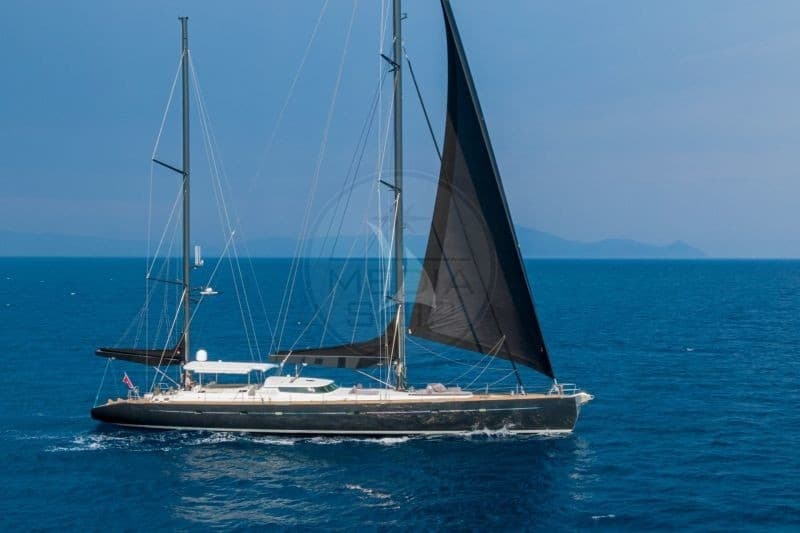 Notika Ashleyrose 110 - Deck View Notika Ashleyrose 110 - Deck View