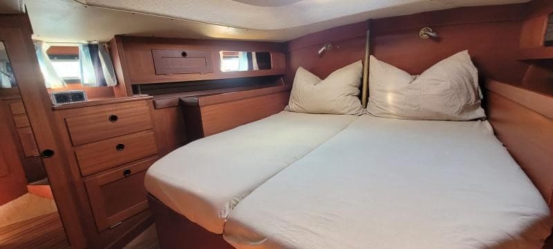Hallberg Rassy 42 usato - foto hero 18