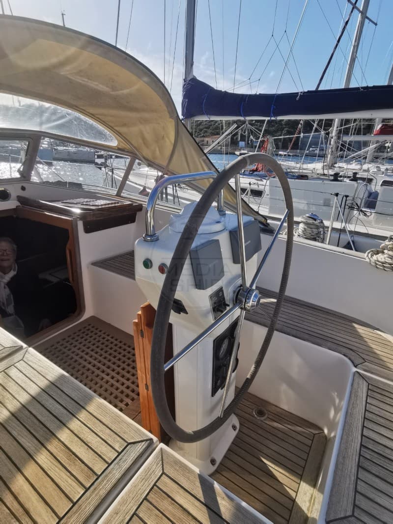 Hallberg Rassy 40 usato - foto hero 17