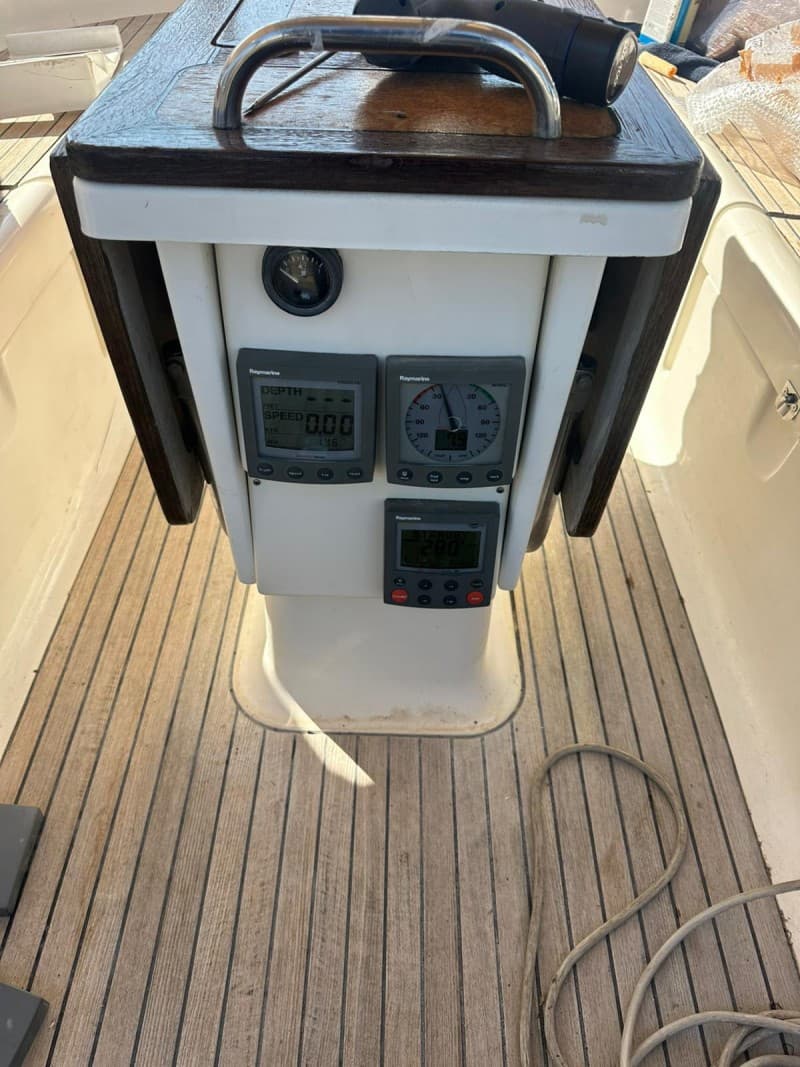 Bavaria 50 - Deck View Bavaria 50 - Deck View