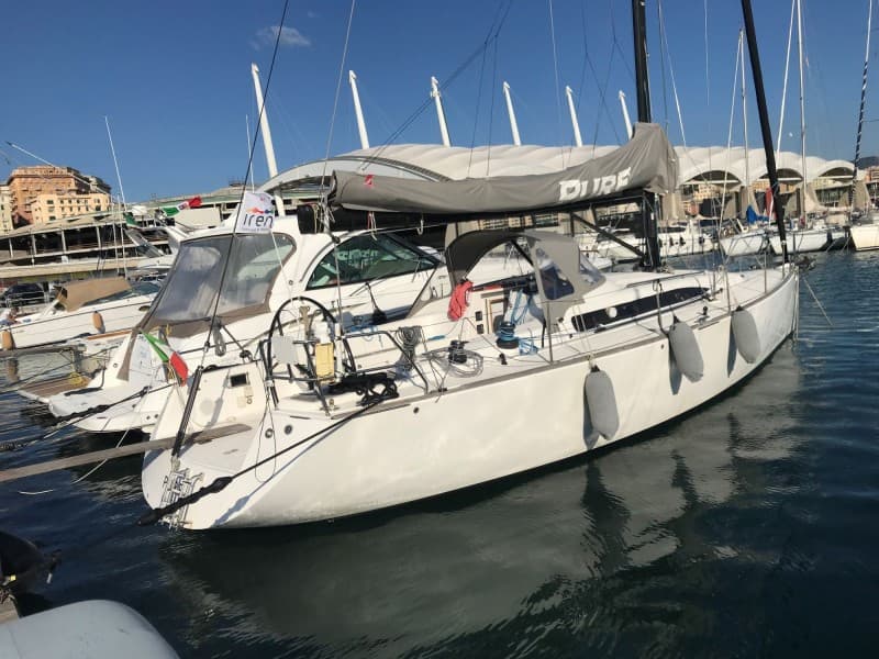 Salona 42 - Detail View 1 Salona 42 - Detail View 1