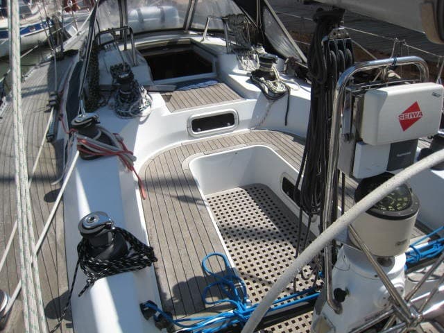 Comar Genesi 43' - Deck View Comar Genesi 43' - Deck View