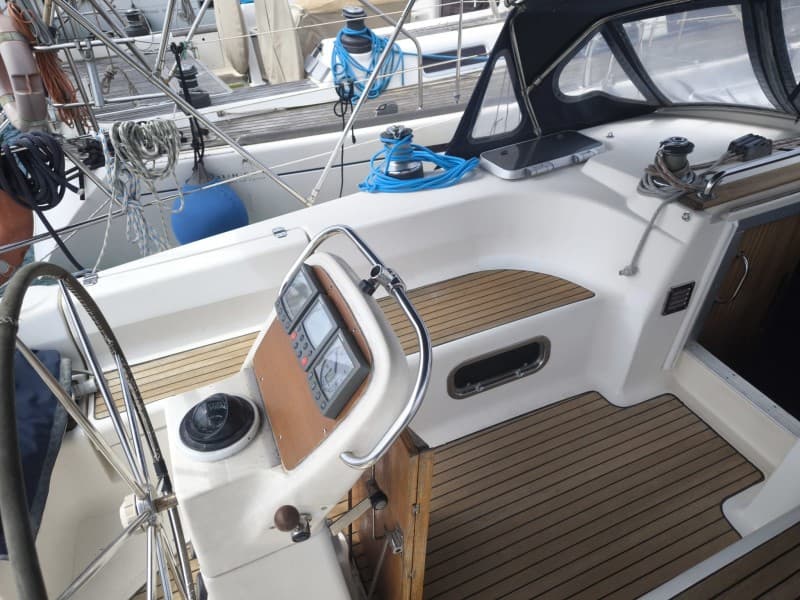 Bavaria Bavaria 42 Cruiser usato - foto hero 3