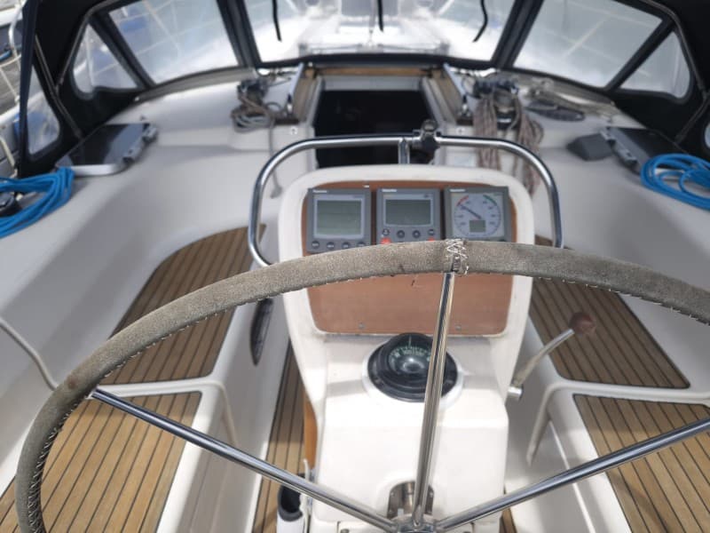 Bavaria Bavaria 42 Cruiser usato - foto hero 2