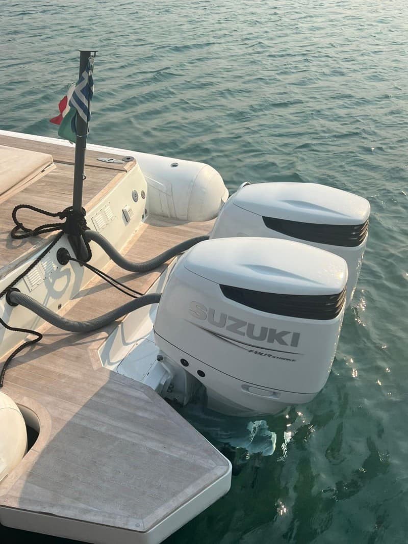 Coastal Boat Coastal 10 - Interior View Coastal Boat Coastal 10 - Interior View