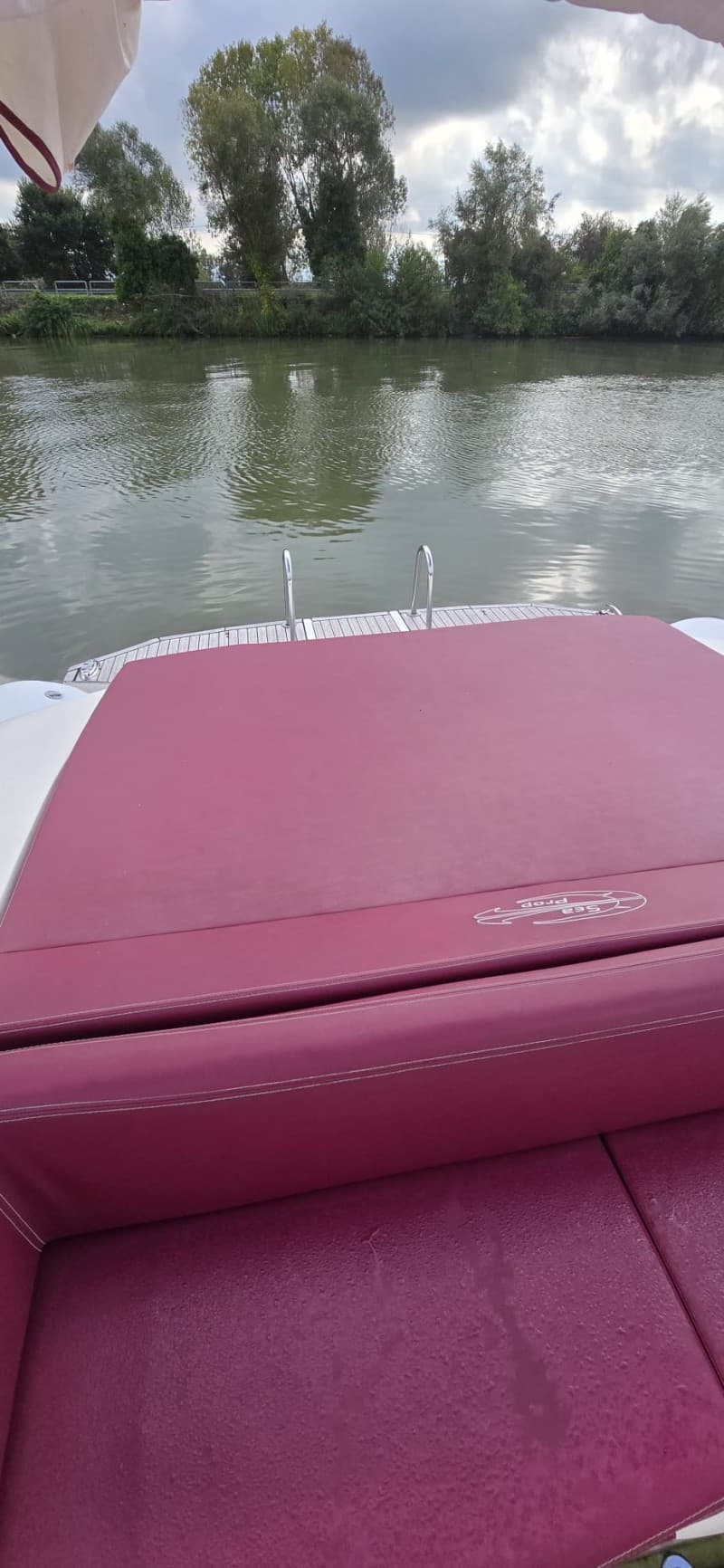 Sea Prop Rib 27 used - detail 2