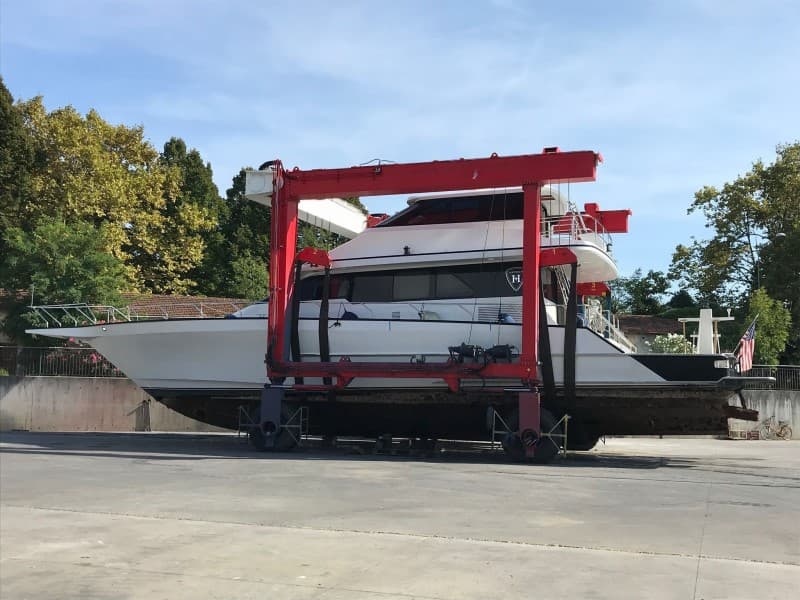 Heesen 26 - Deck View Heesen 26 - Deck View