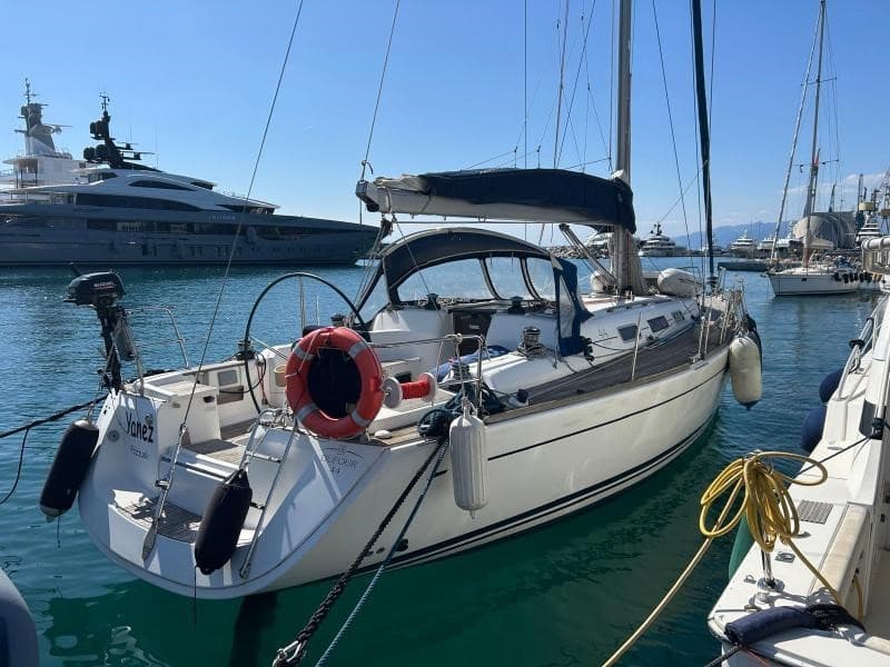 Dufour Yachts Dufour 44 Performance - Detail View 1 Dufour Yachts Dufour 44 Performance - Detail View 1