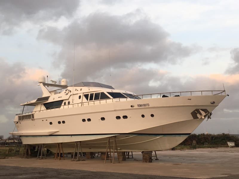 Alalunga Spertini Alalunga 25 - Detail View 1 Alalunga Spertini Alalunga 25 - Detail View 1