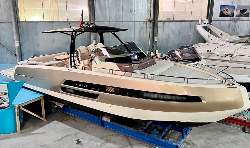 Invictus Yacht Invictus 370 Gt gebraucht - Detail 2