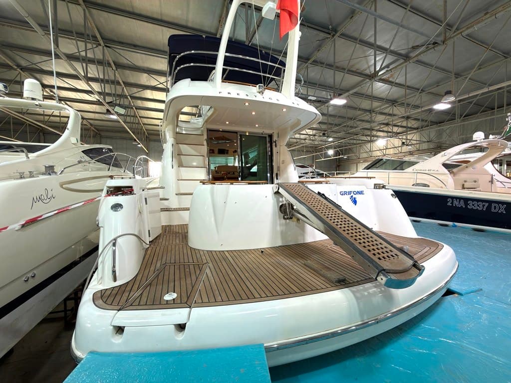 Jeanneau Prestige 46 Fly - Interior View Jeanneau Prestige 46 Fly - Interior View