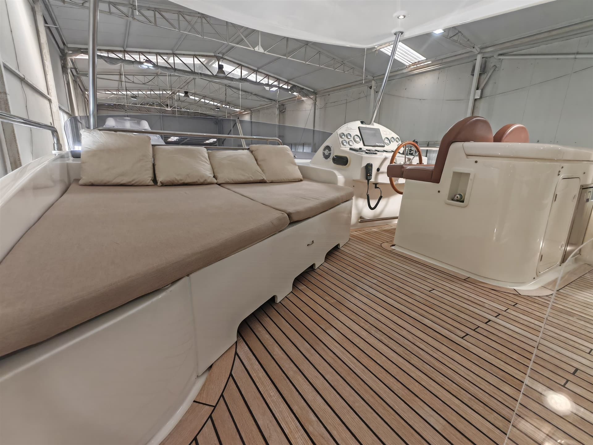 Cantieri Estensi 535- 530 MAINE usato - foto hero 38