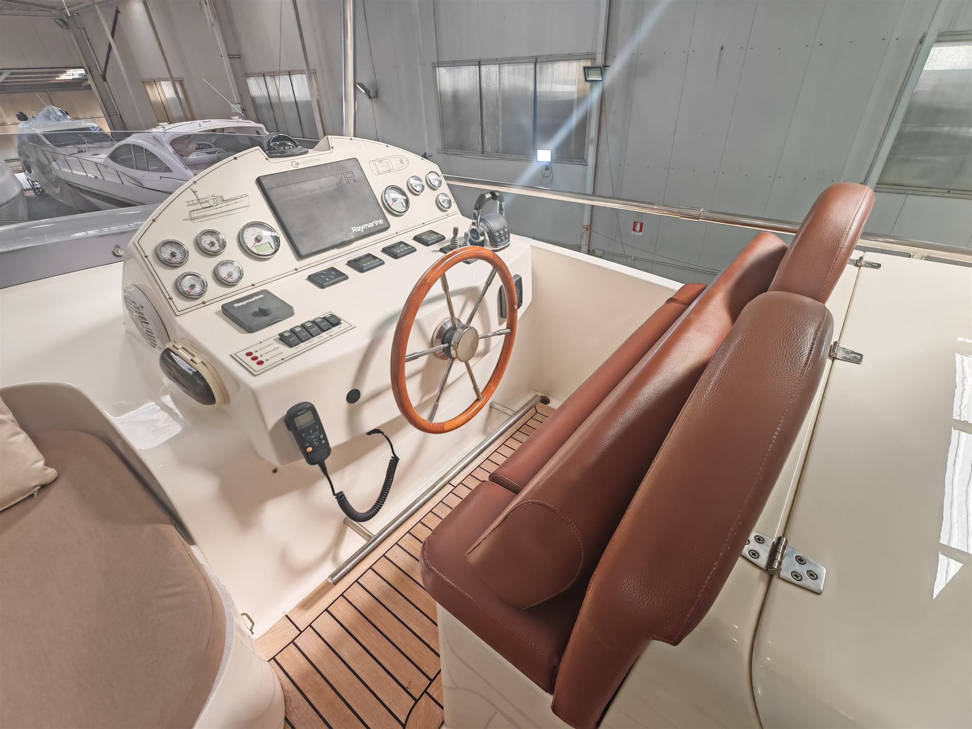 Cantieri Estensi 535- 530 MAINE usato - foto hero 39
