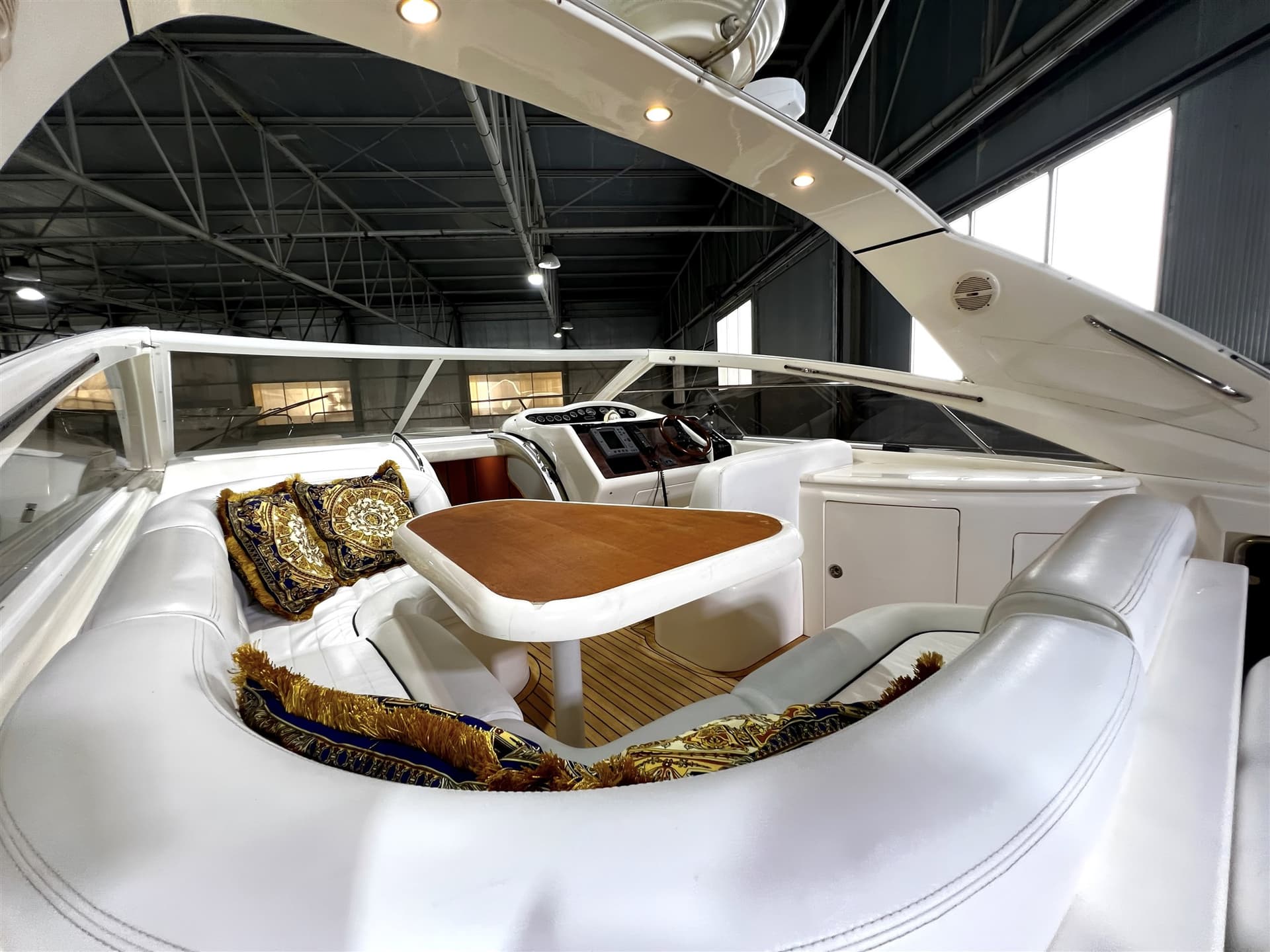 Marine Project Princess V 42 usato - dettaglio 4