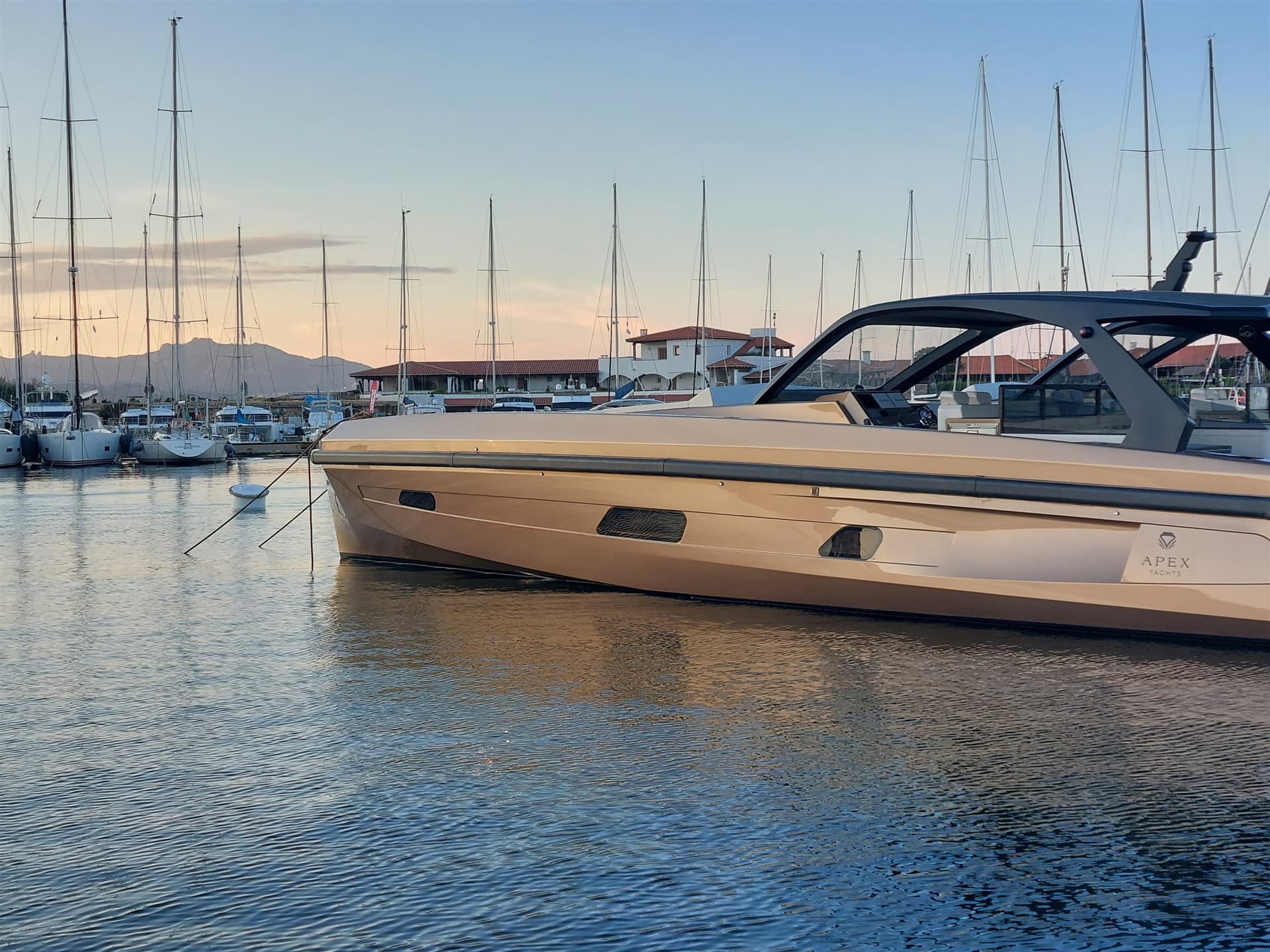 Apex Yachts Apex 60 gebraucht - Detail 2