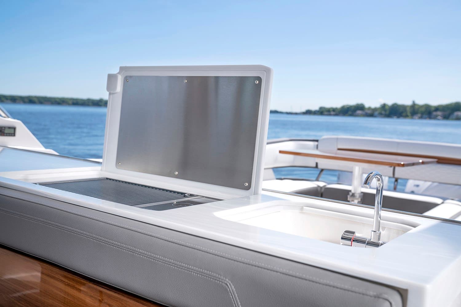 Tiara Yachts 43LS usato - foto hero 11