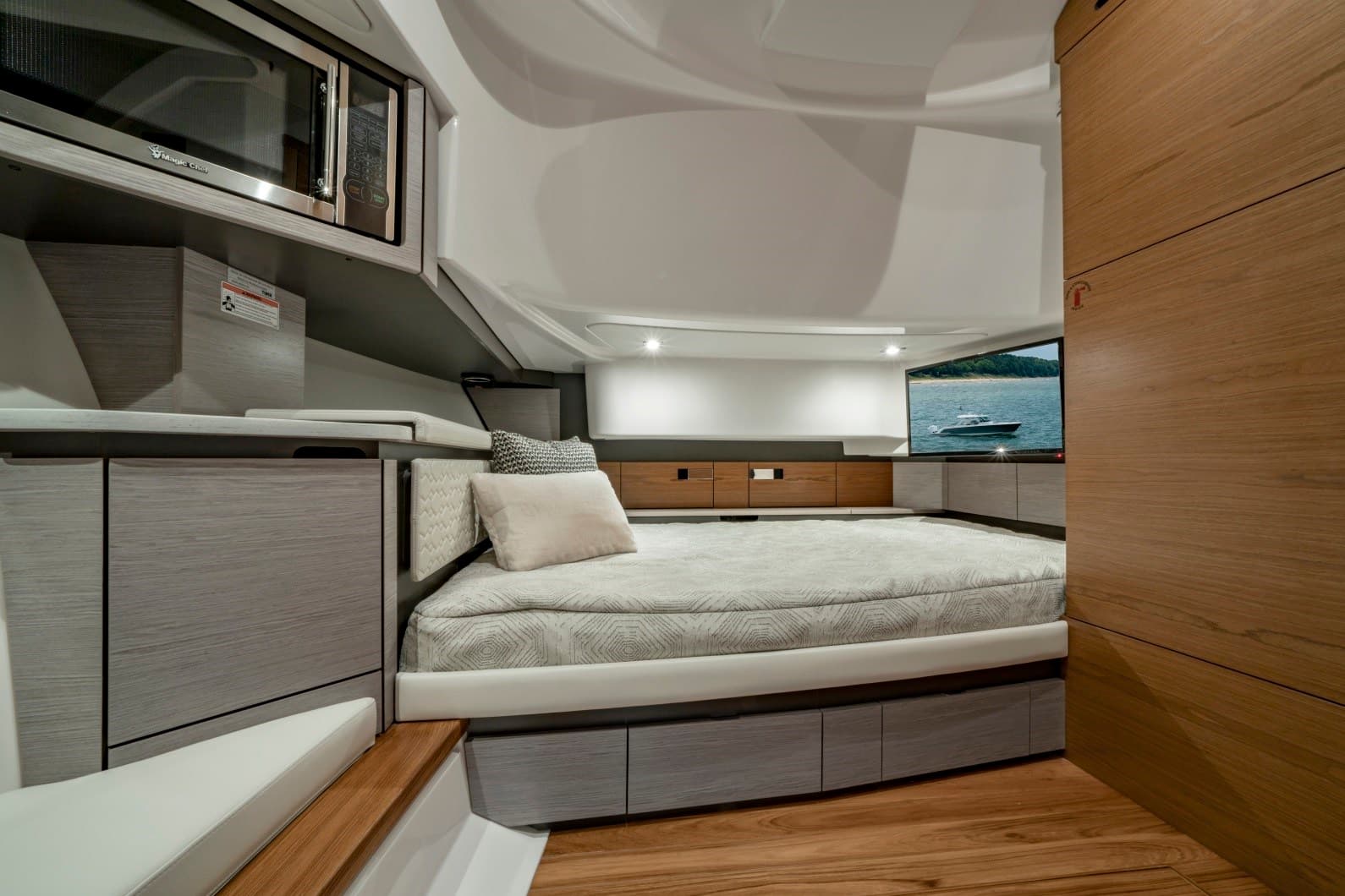 Tiara Yachts 43LS usato - foto hero 13