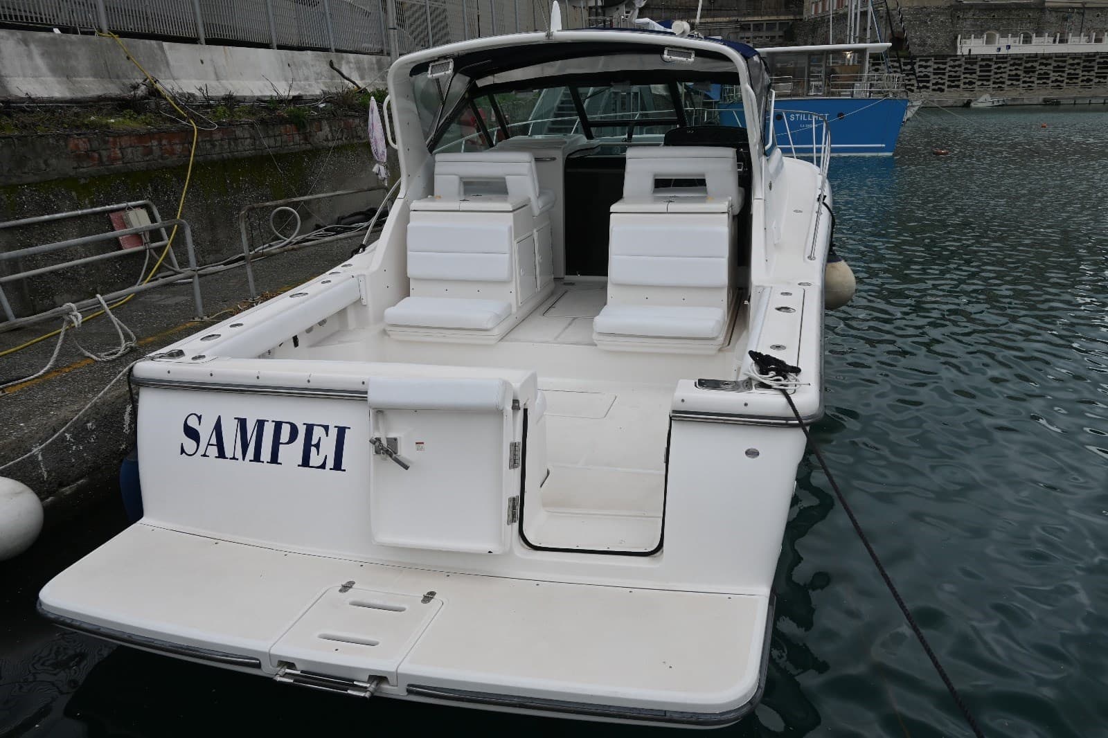 Tiara Yachts 3500 Open - Interior View Tiara Yachts 3500 Open - Interior View