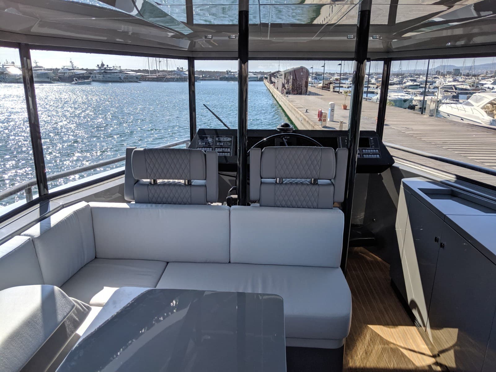 Arcadia Yachts Sherpa 60 usato - foto hero 10