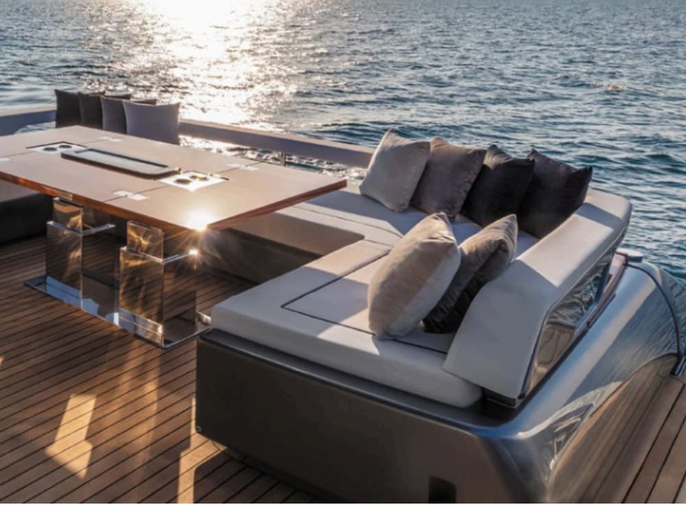 Riva 88 Folgore usato - foto hero 9