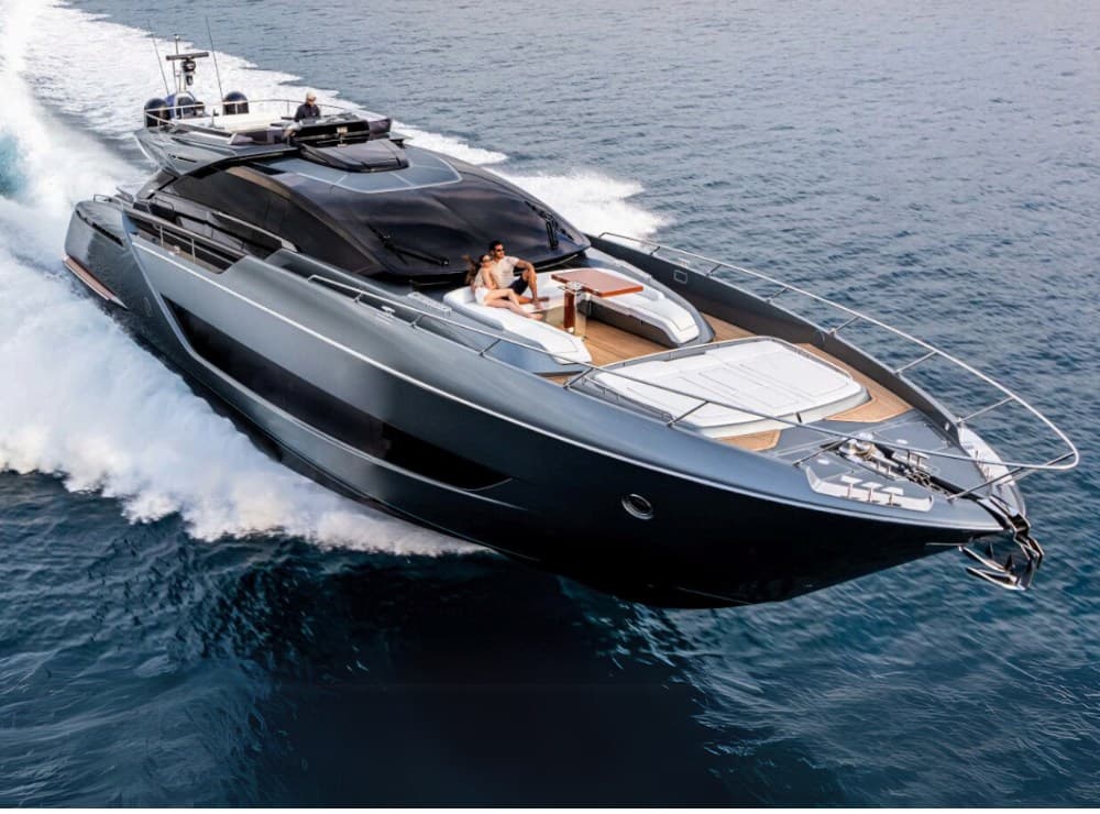 Riva 88 Folgore - Detail View 1 Riva 88 Folgore - Detail View 1