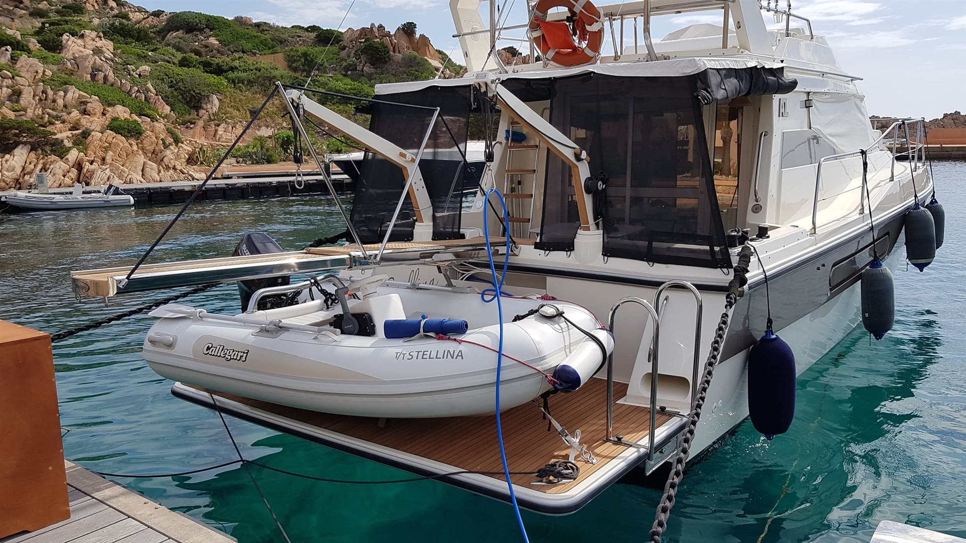 Azimut AZ 35 usato - vista principale