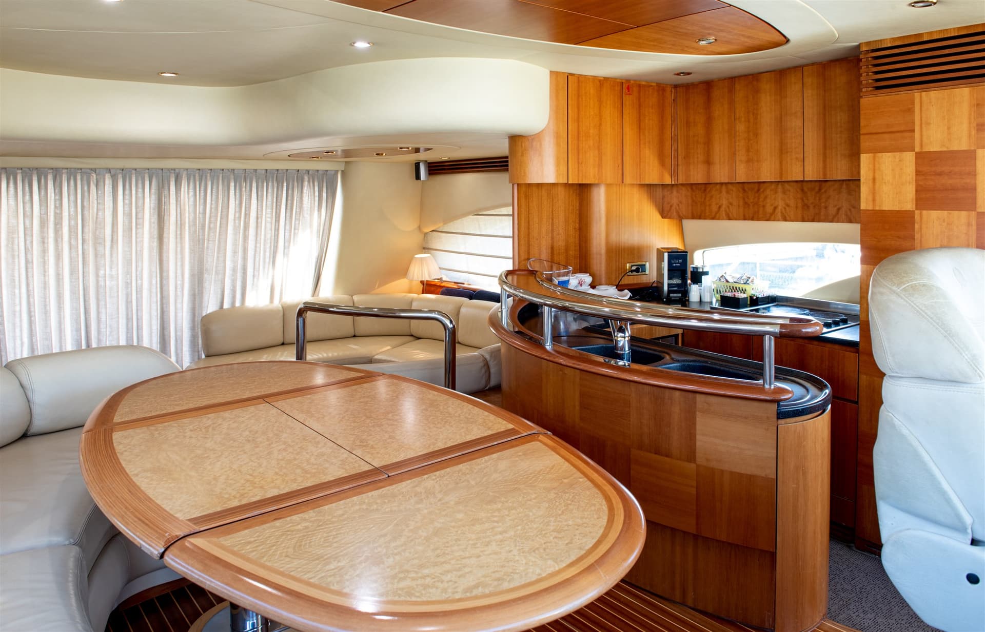 Azimut 62E usato - foto hero 16