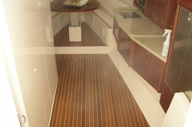 Intrepid 475 Sport Yacht usato - foto hero 11