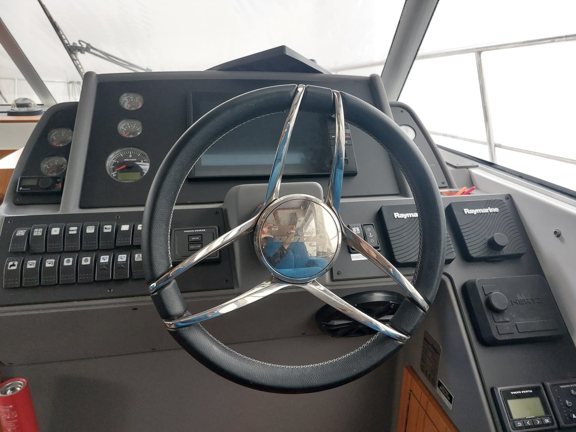 Saga Boats 390 HT used - hero image 6