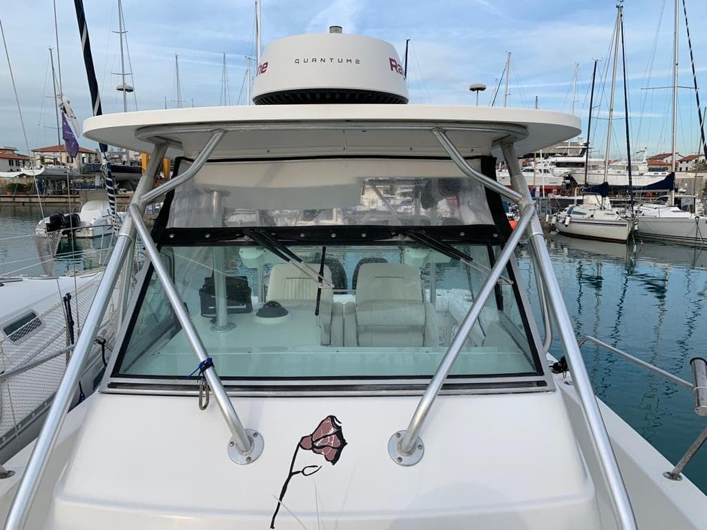 Boston Whaler OUTRAGE 28 usato - foto hero 9
