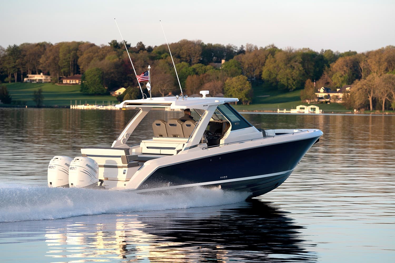 Tiara Yachts 34 Ls - Main View Tiara Yachts 34 Ls - Main View