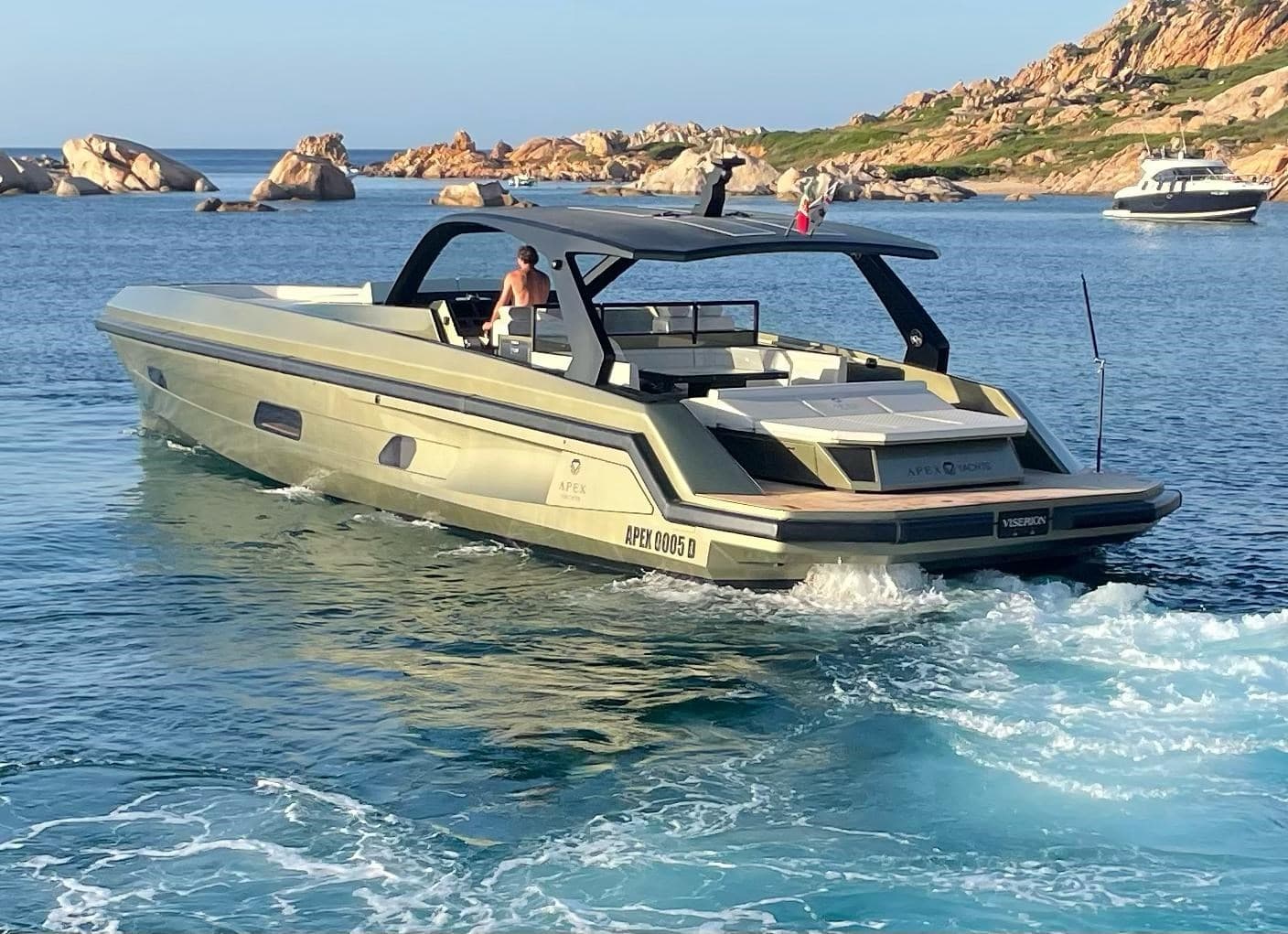 Apex Yachts Apex 60 - Detail View 1 Apex Yachts Apex 60 - Detail View 1