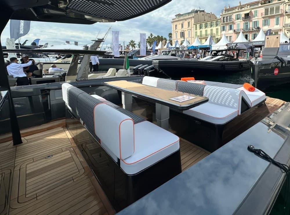 Maori Yacht M 46 - Interior View Maori Yacht M 46 - Interior View