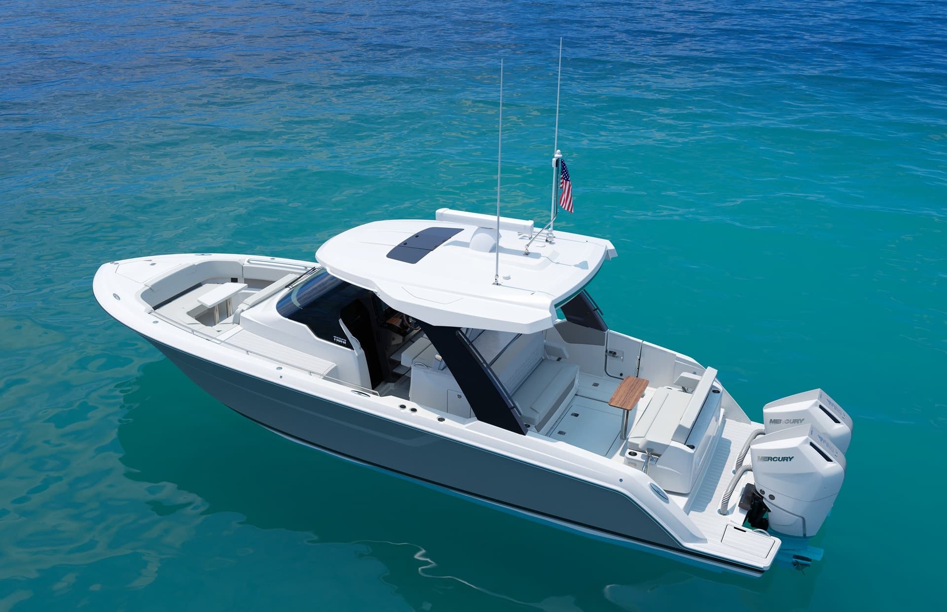Tiara Yachts 35LS usato - foto hero 3