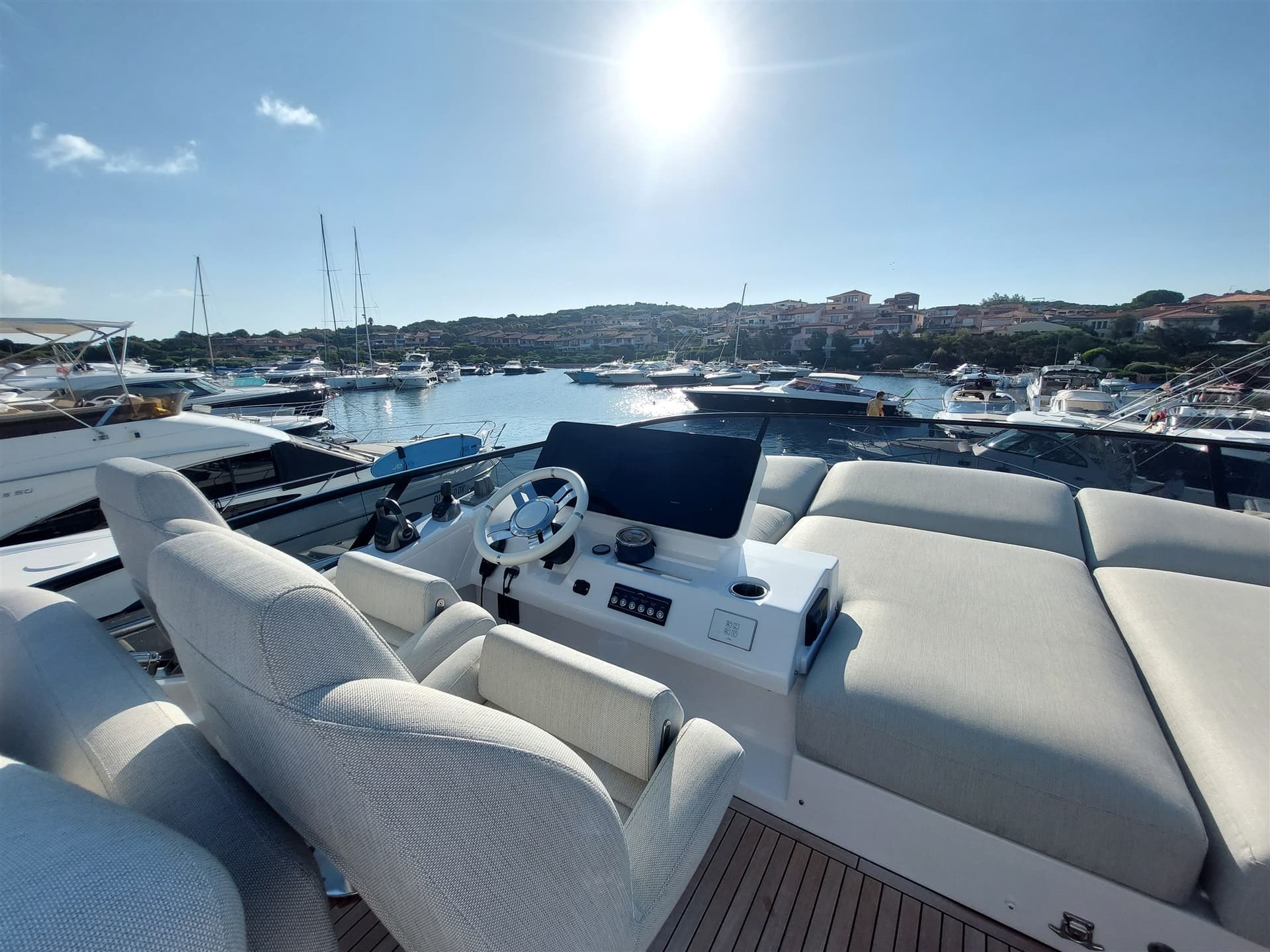 Azimut 53 Flybridge usato - foto hero 7