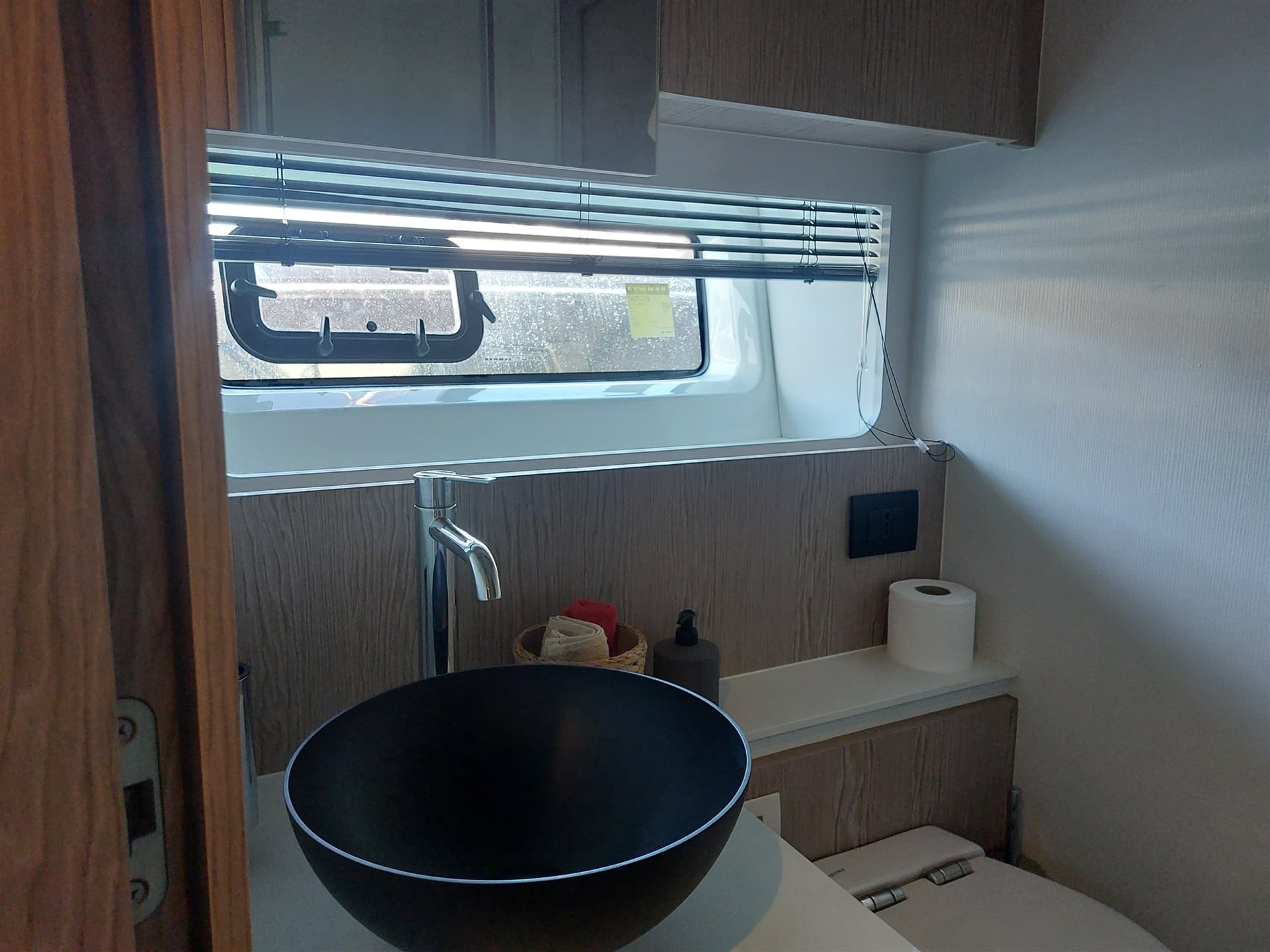 Azimut 53 Flybridge usato - foto hero 18
