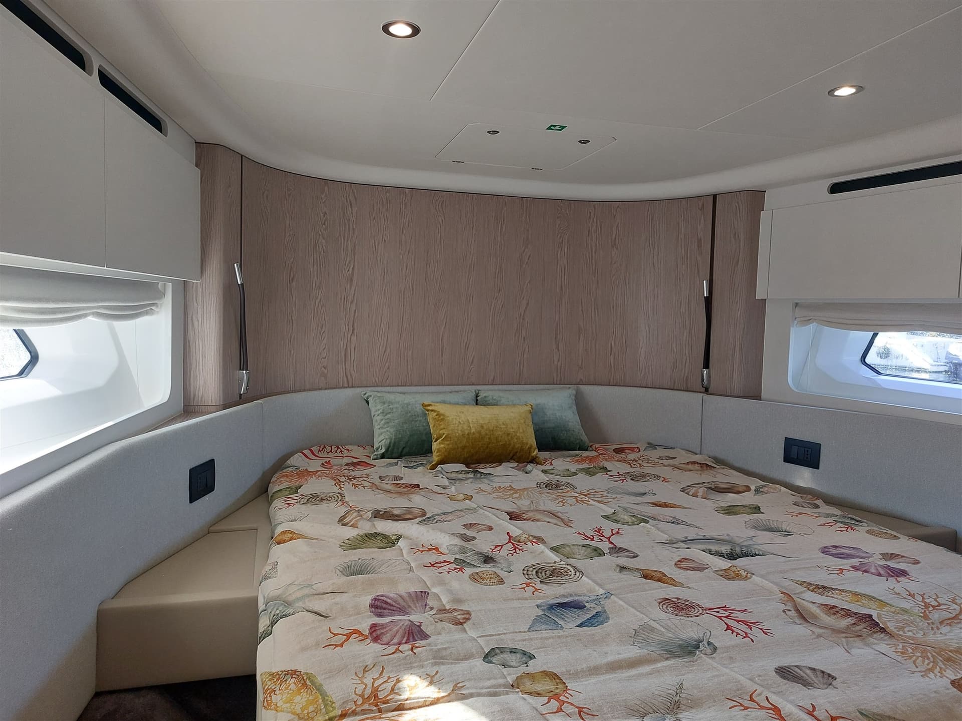 Azimut 53 Flybridge usato - foto hero 16