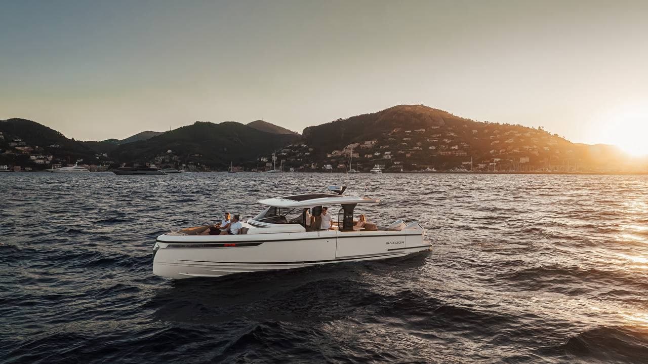 Saxdor 400 Gts - Deck View Saxdor 400 Gts - Deck View